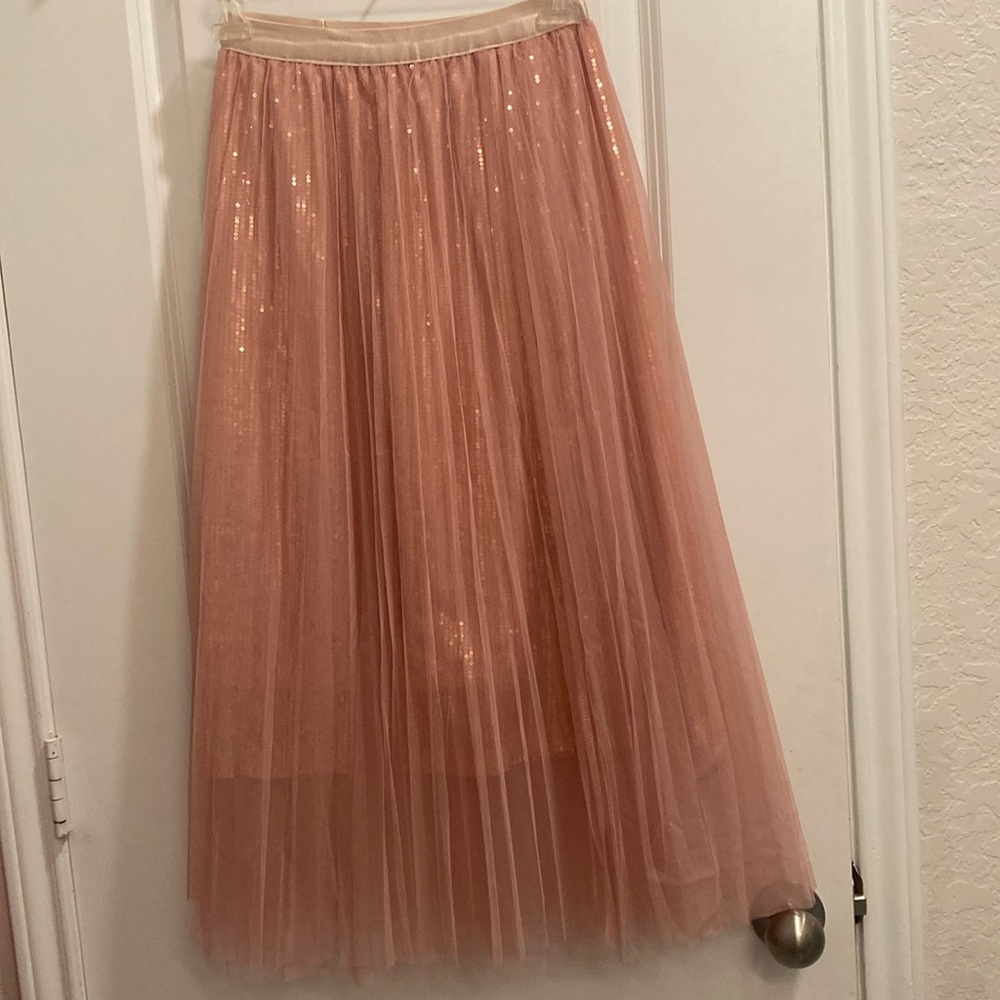 Pink sequin skirt! Perfect for the holidays! Never worn!